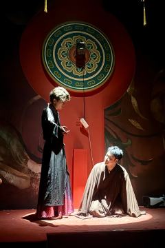 荡涤晦暗曰雨，消然不动曰山。
谢家满门忠烈，死不折节

剧本