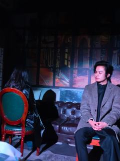 小黑屋超多，私聊超多，玩家与NPC互动超多，全员演绎超多

