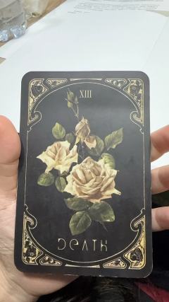 泪儿《多蟲天》测评
地点： MBM旗舰殿
类型：架空/都市/