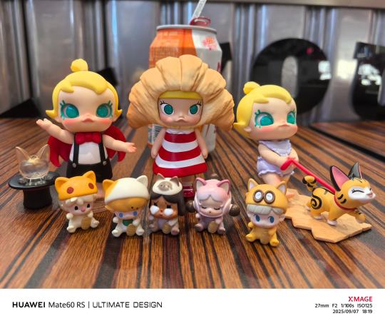 盲入招财猫萌粒系列真的是太可爱了分分钟种草整个系列BabyMolly和面包脑袋Molly同框