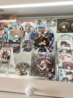 仍在施工中的痛柜 主要是给兔兔的
希望有粥p来扩列🥺