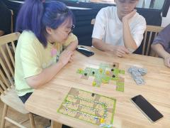 8月9日，摸鱼小岛SM店举办了卡卡颂世界大赛-中国区选拔赛�