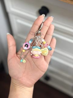 阿玛莉莉丝真的太会了，沙滩泳圈系列让人眼前一亮