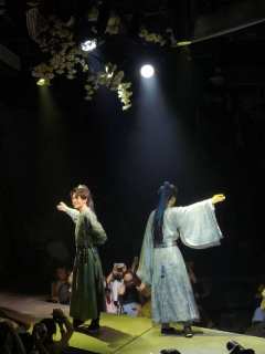 🖌白居易梦微之,看古风才子兄弟情
同受新年不同赏,无由缩地