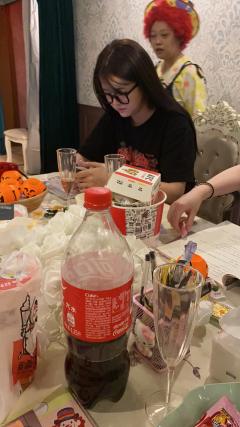 珂莱蒂，我爱你，有始无终，始也你，终也是你。

一夜之间，整