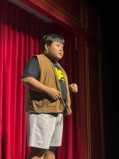 超多互动环节：热场即兴笑炸💥、树洞解惑妙语连珠、热点点评犀