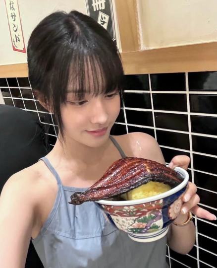 우리는 바람처럼 자유로워야 한다🌪 @纯情老母猪🐷 