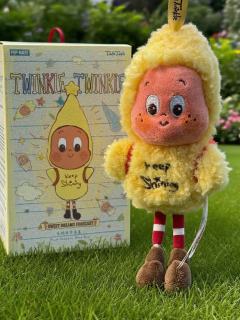 一发入魂背着太阳跑🥰🥰🥰蓬松的黄色毛绒，粉色脸蛋配大大