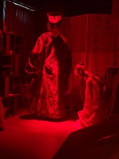 窃国为公，谓之为君。
窃国为私，谓之为贼。

非常感谢锦官的