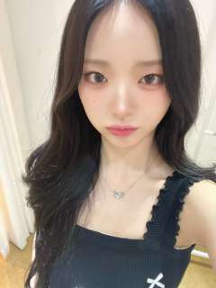 萌萌的
代表emoji：🦋
本名：最智元(최지원)

艺名