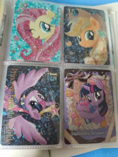 帮我看看这些卡一共多少钱？（除了里面的假卡）求👏👏👏