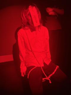 📖剧本名：白兔和她的尸体
®️发行方：臭猴子工作室
🕵️