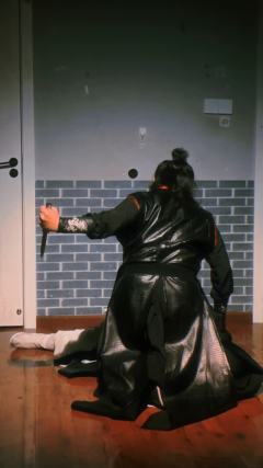 “方圭量世路,芷室养天钧。”
“我即为法,我即为规!”
武