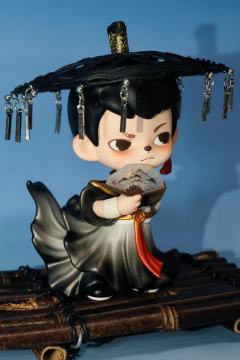 Rayan国风侠客改娃『墨』
青峰如黛，碧水无痕，一叶木筏自