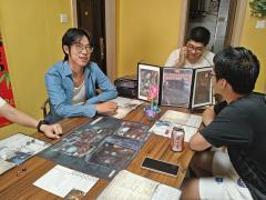 【闲暇时的桌游馆跑团活动体验战报】
很可惜，没能体验到满配的