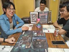 【闲暇时的桌游馆跑团活动体验战报】
很可惜，没能体验到满配的