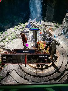 有大佬知道这个深渊巫妖怎么转回普通巫妖吗？好痛苦啊转不回去了