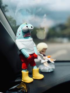 到底在拽什么啊