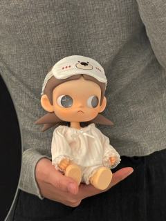 不抱我 我就赖在这不走啦！