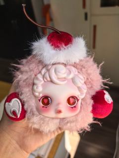 美美美，眼睛在阳光下贼拉好看，又是入眼的一款