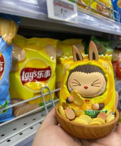 快来看你喜欢哪个口味的薯片！