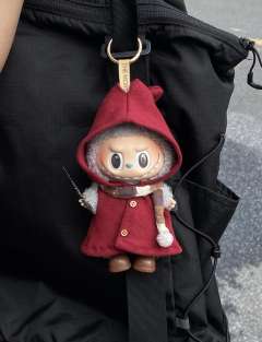 回头率敲高的阿姨hhh
魔法棒是粘在手上面的哦
不留胶可重复