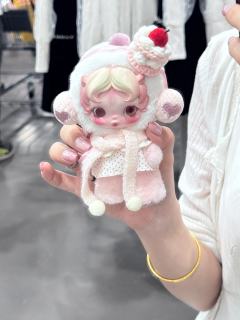 抱抱幽灵👻是我目前觉得
sp公仔不穿娃衣也好看的一只！！
