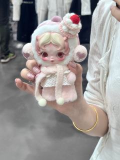 抱抱幽灵👻是我目前觉得
sp公仔不穿娃衣也好看的一只！！
