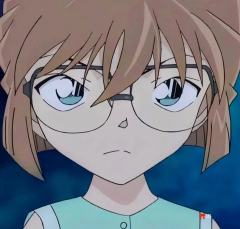 我发现有时候灰原哀会在我的雷和好感里面,不过我现在才发现🌷