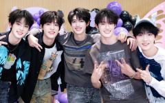 没有人不喜欢Top吧！这么帅。本人喜爱度排行。
1朱志鑫。
