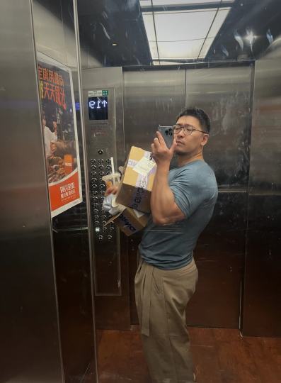 终于拥有自己的鲨鱼水手