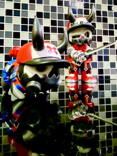 Mr Bone骨头先生与DFL联名款-双刀剑客
 超帅超Co