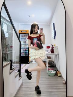 《粉墨》开篇先叠甲之剧本:1⭐。店铺DM:5⭐
玫瑰小姐🌹