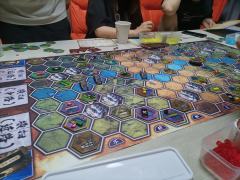 “这天下从不是谁的玩物，是将军骨血铸成的万里长城。”

🎊