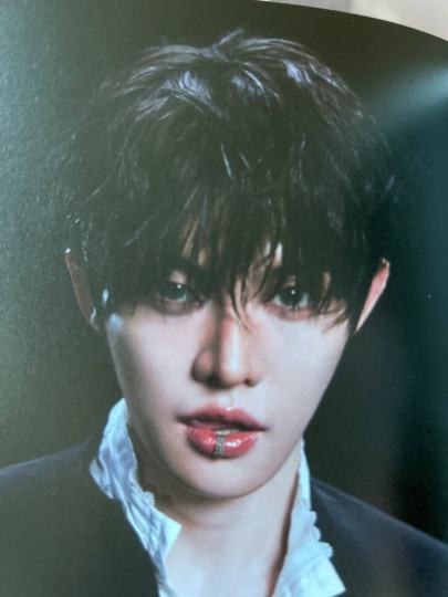 新来的Closer，想知道这个是谁啊？还没有认到。😭