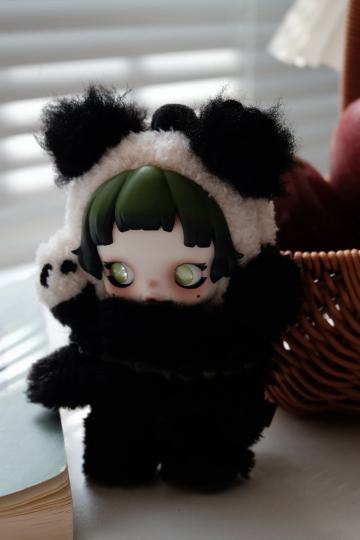 终于也是拥有熊怠怠的娃主了🐼宝石绿的眼珠子好高级