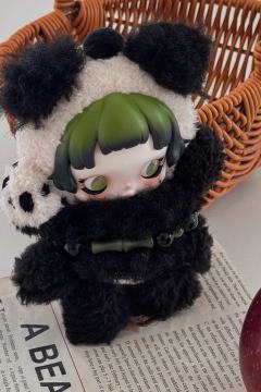 终于也是拥有熊怠怠的娃主了🐼
宝石绿的眼珠子好高级