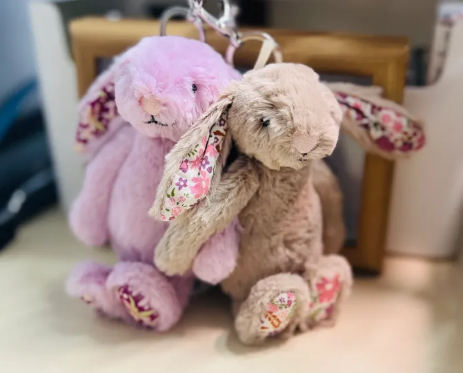 Thistlepop Blossom Luxe Bunny Bag Charm | 上海限时体验店系列