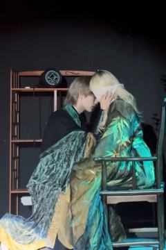 【 请君入瓮 】
/////...LOADING...CON