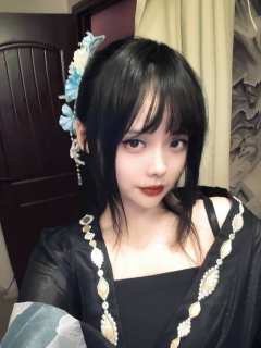 “她因你的不幸而存活,也因你的幸福而消亡。”
“三娘,我要你