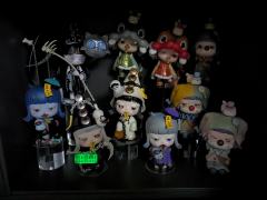 黑白无常终于一对儿啦，黑无常的绿翡翠小算盘是夜光的，又乖又好