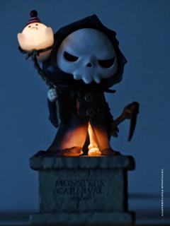 在黑暗中亮灯的效果也太绝了吧！！！
收割者的小腿腿骨头细节太