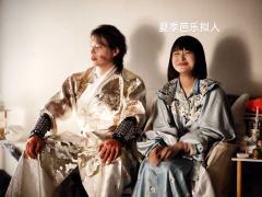 三郎，我有霸王茶姬想你，我在英语角的红豆树下等你。
没想过有