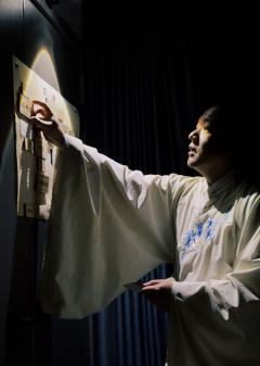 三郎，我有霸王茶姬想你，我在英语角的红豆树下等你。
没想过有