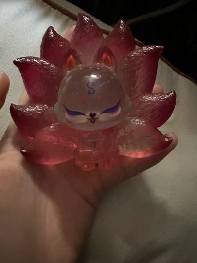 很久之前的盲盒了有划痕能出多少