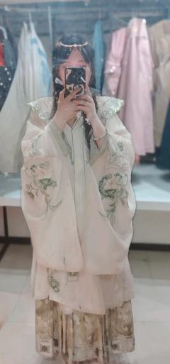 【含剧透】
以下是剧匠《窃云台》卡司及饰演角色：
柳送君:车