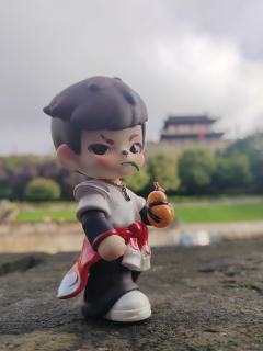 从一代开始就喜欢哥哥，希望TNT割韭菜别太急切，很容易败光路