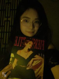 看似艾琳娜在雌竞,实则真没招了
《弄潮》打完了,果然还是不