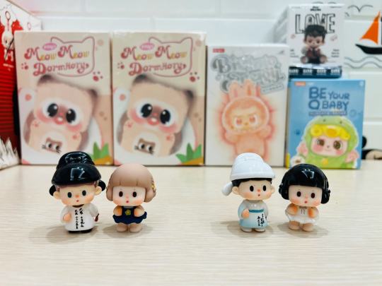 幸福快乐的生活在一起勒，