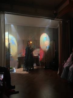 瓮中无路,局外有门,你选命,还是选心?
📍杭州疯帽子🎩